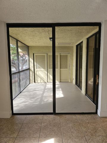 2472 NW 49th Ter 780, Pompano Beach, FL 33063