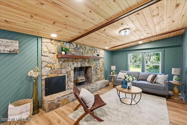 4886 HIGHWAY 17 S, Green Cove Springs, FL 32043