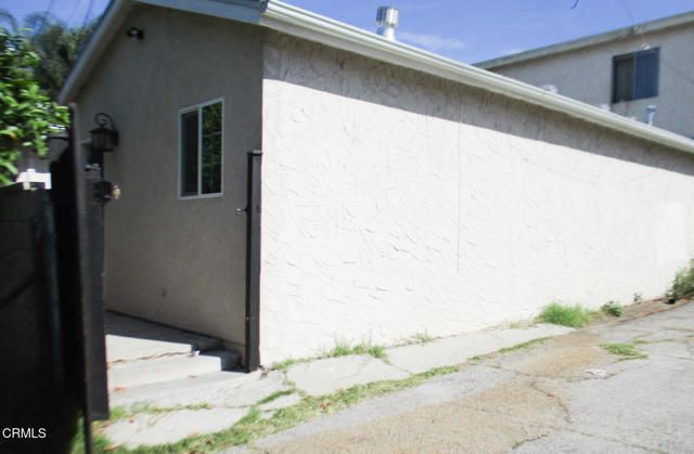 3332 Thorpe Avenue, Los Angeles, CA 90065