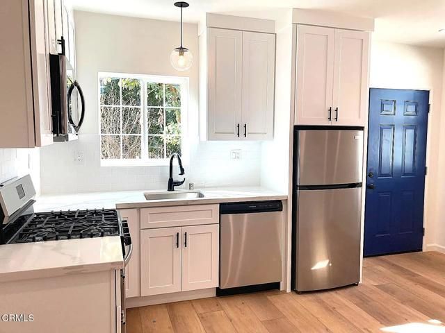 3332 Thorpe Avenue, Los Angeles, CA 90065