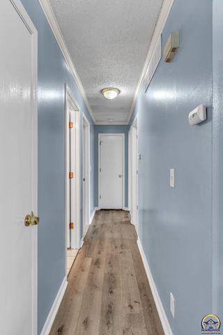 633 N 4th St, Carbondale, KS 66414