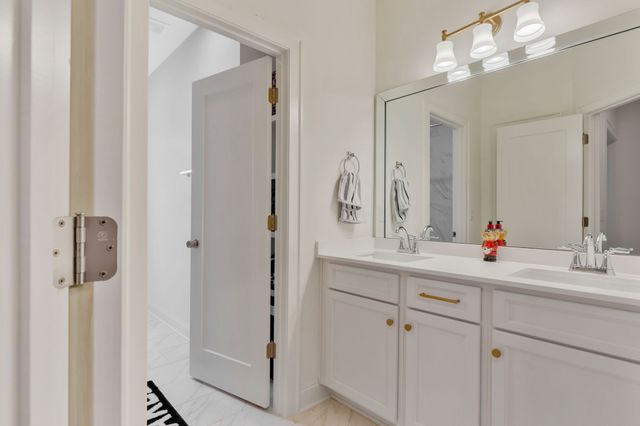 1109 Angela Ann Ct, Nolensville, TN 37135