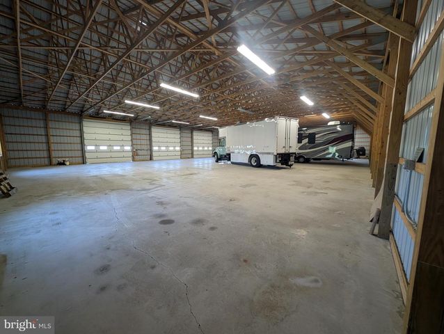 1165 LINE RD, Westminster, MD 21158