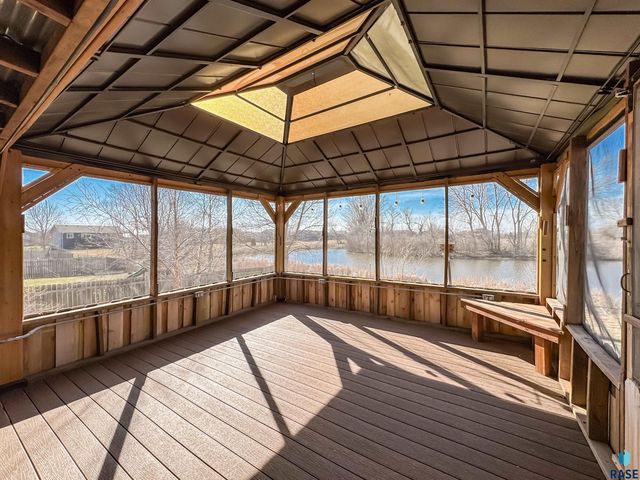 7317 W 66th St Street, Sioux Falls, SD 57106