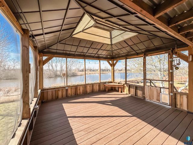 7317 W 66th St Street, Sioux Falls, SD 57106