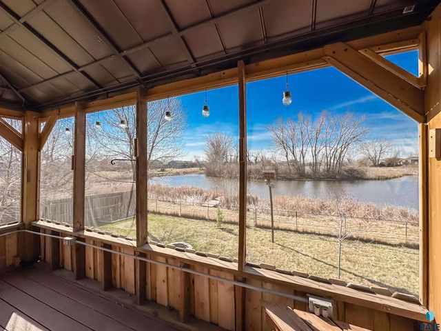 7317 W 66th St Street, Sioux Falls, SD 57106