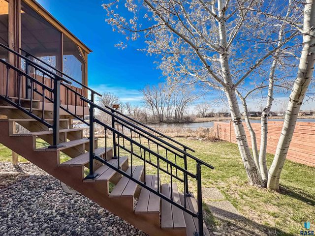 7317 W 66th St Street, Sioux Falls, SD 57106