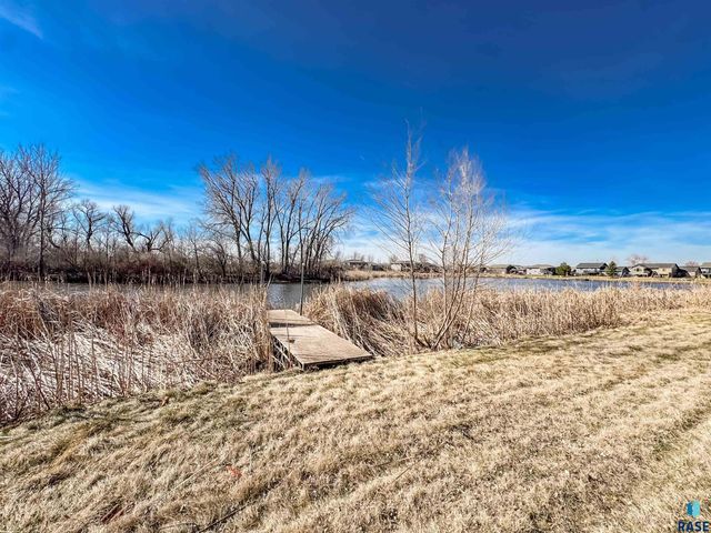 7317 W 66th St Street, Sioux Falls, SD 57106