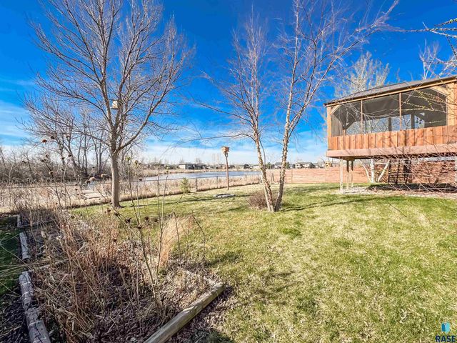 7317 W 66th St Street, Sioux Falls, SD 57106