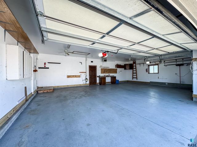 7317 W 66th St Street, Sioux Falls, SD 57106