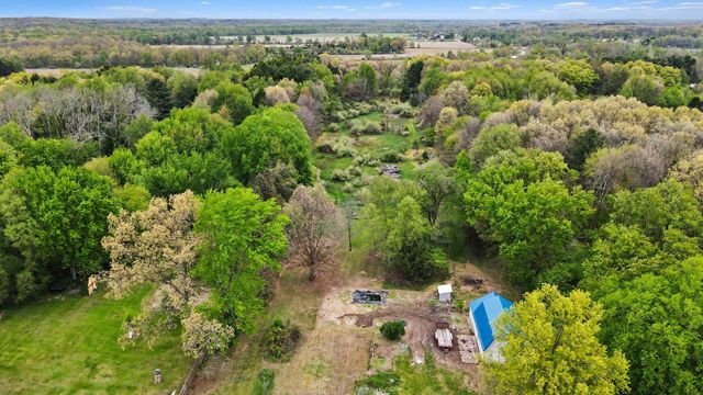 12821 S Drive N, Battle Creek, MI 49014