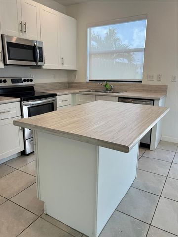 10090 SW 228th Ter, Miami, FL 33190