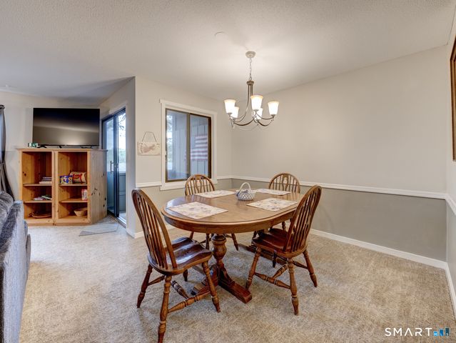 21 Hickory Hill 21, Southington, CT 06489