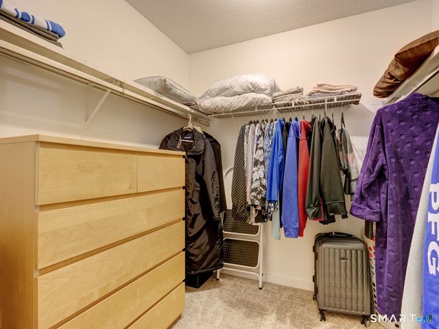 21 Hickory Hill 21, Southington, CT 06489