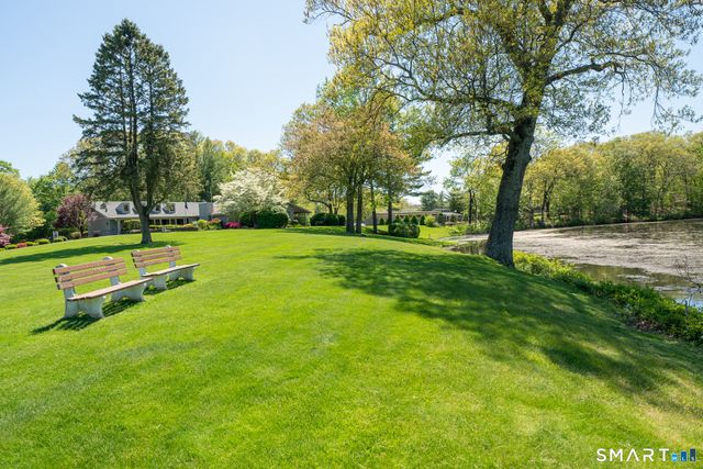 21 Hickory Hill 21, Southington, CT 06489
