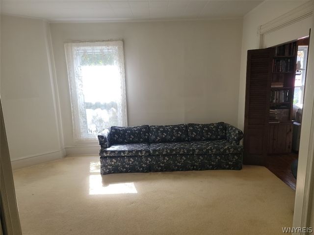 75 Maple Ave, Hamburg, NY 14075