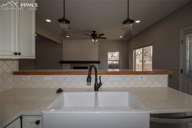 2435 Calistoga Drive, Colorado Springs, CO 80915