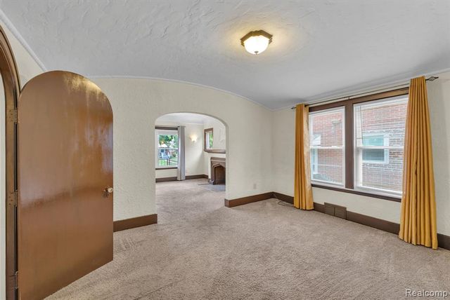 7258 Theisen Street, Dearborn, MI 48126