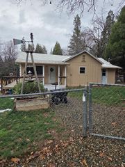 616 Ridge Rd, Mokelumne Hill, CA 95245
