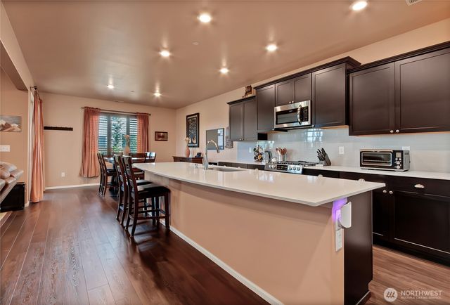 1504 29th Street NW, Puyallup, WA 98371
