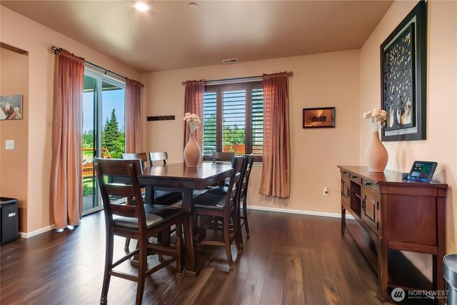 1504 29th Street NW, Puyallup, WA 98371