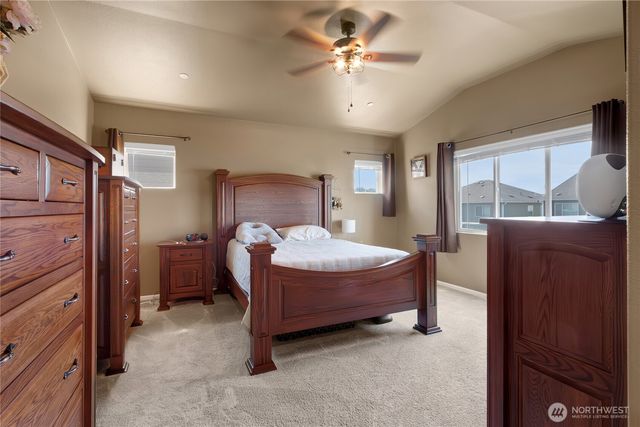 1504 29th Street NW, Puyallup, WA 98371