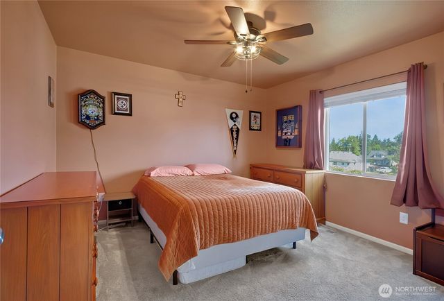 1504 29th Street NW, Puyallup, WA 98371