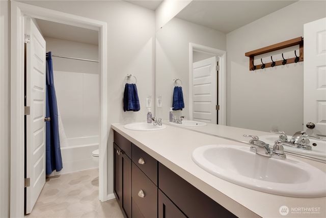 1504 29th Street NW, Puyallup, WA 98371
