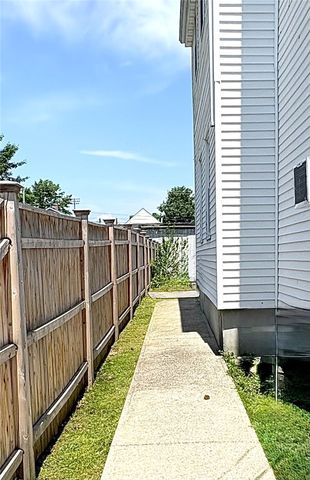 36 East Bowery Street 3, Newport, RI 02840