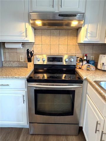 36 East Bowery Street 3, Newport, RI 02840
