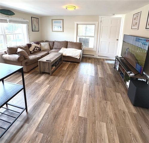 36 East Bowery Street 3, Newport, RI 02840