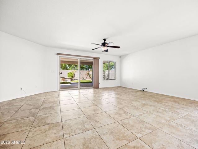 15772 W SHAW BUTTE Drive, Surprise, AZ 85379