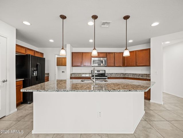 15772 W SHAW BUTTE Drive, Surprise, AZ 85379