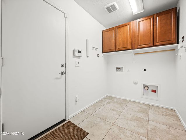 15772 W SHAW BUTTE Drive, Surprise, AZ 85379