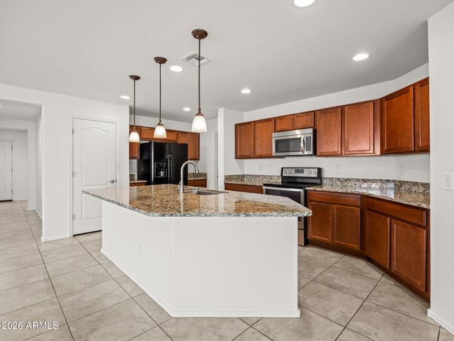 15772 W SHAW BUTTE Drive, Surprise, AZ 85379