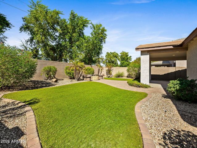 15772 W SHAW BUTTE Drive, Surprise, AZ 85379