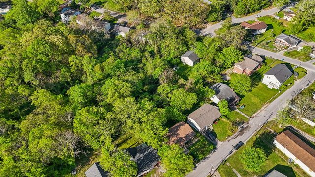 696 Gillespie Road, Chattanooga, TN 37411