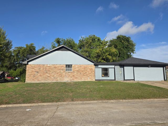 2202 Winter Bay Lane, Houston, TX 77088