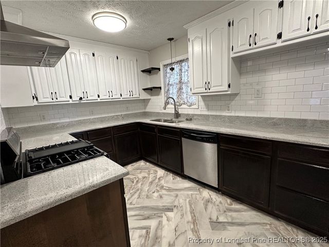 2564 Lull Water Drive, Fayetteville, NC 28306