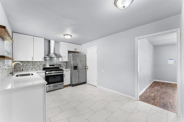 612 E 8th Street, Kemp, TX 75143