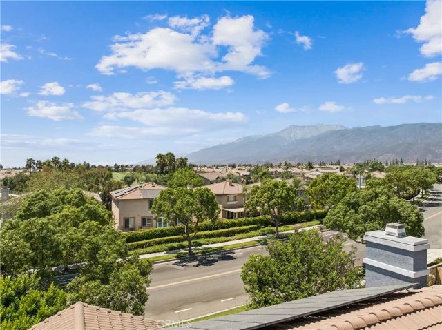 5848 Pine Valley Drive, Fontana, CA 92336