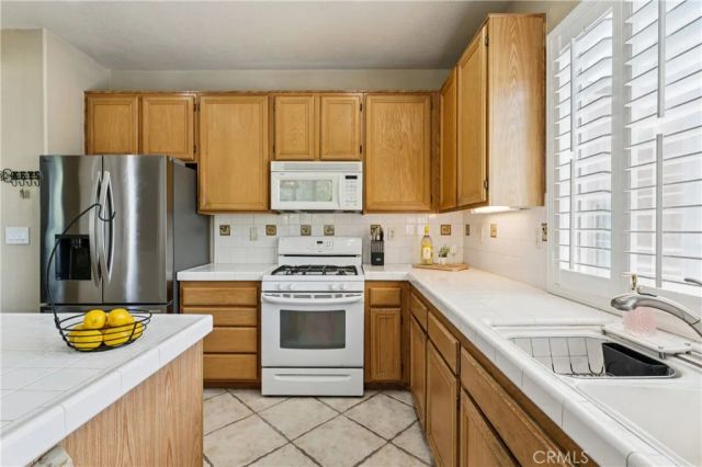 5848 Pine Valley Drive, Fontana, CA 92336