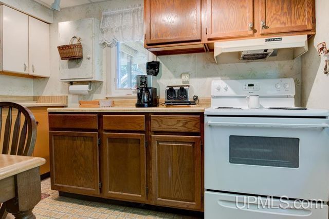 5744 Co 511 Y.5 Road, Rapid River, MI 49878