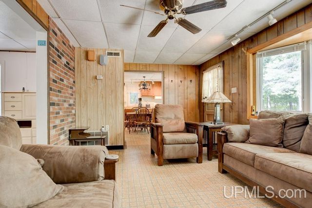 5744 Co 511 Y.5 Road, Rapid River, MI 49878