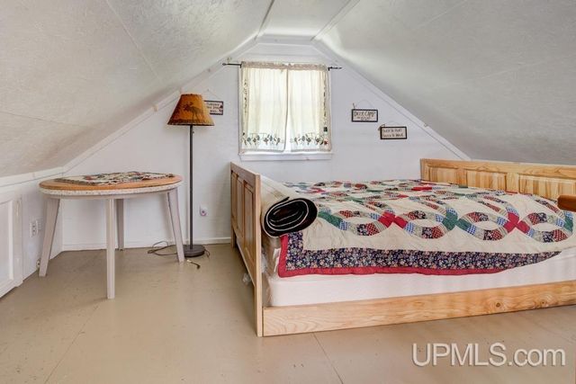 5744 Co 511 Y.5 Road, Rapid River, MI 49878