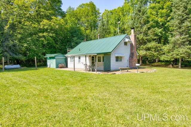 5744 Co 511 Y.5 Road, Rapid River, MI 49878