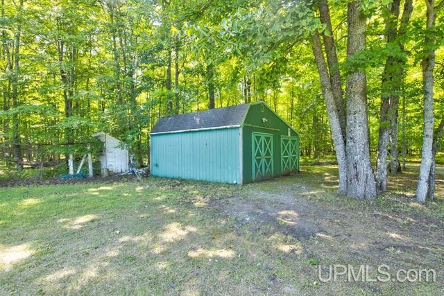 5744 Co 511 Y.5 Road, Rapid River, MI 49878