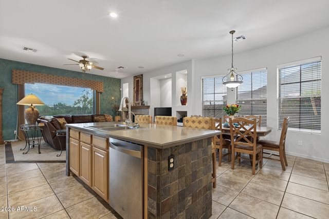 2743 W ADVENTURE Drive, Anthem, AZ 85086