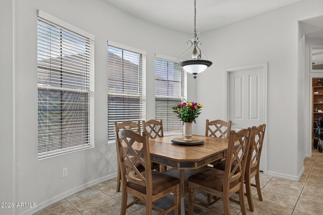2743 W ADVENTURE Drive, Anthem, AZ 85086