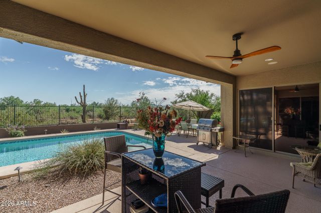 2743 W ADVENTURE Drive, Anthem, AZ 85086